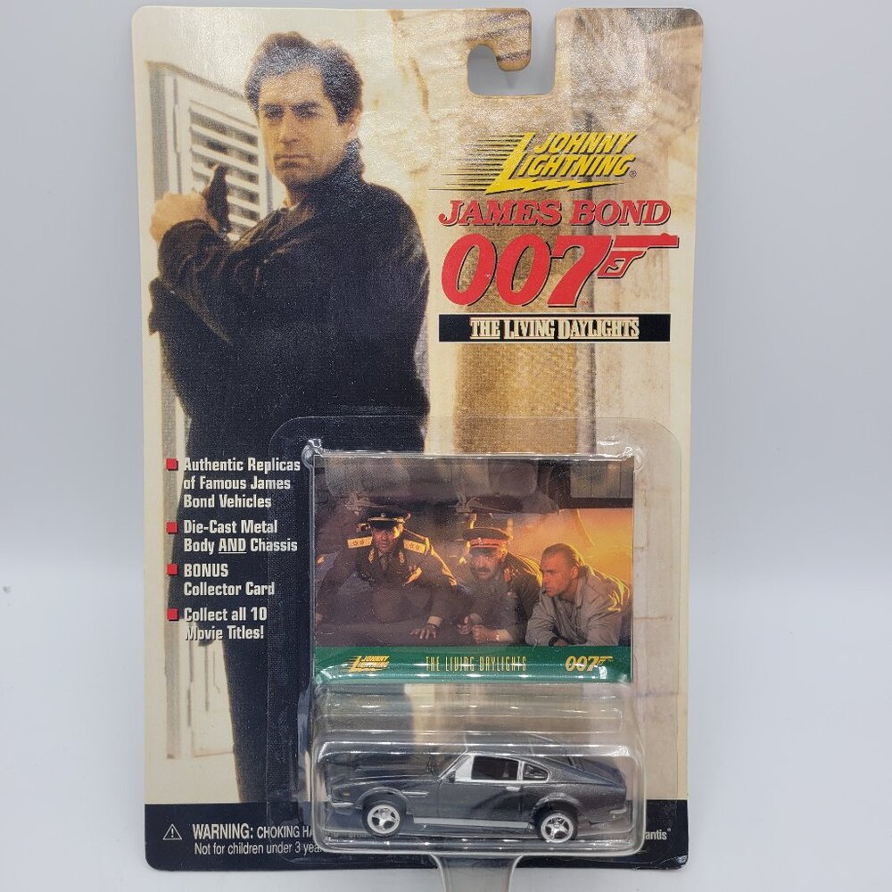 1998 Johnny Lightning James Bond 007 Die Cast Car Aston Martin The Living Daylig